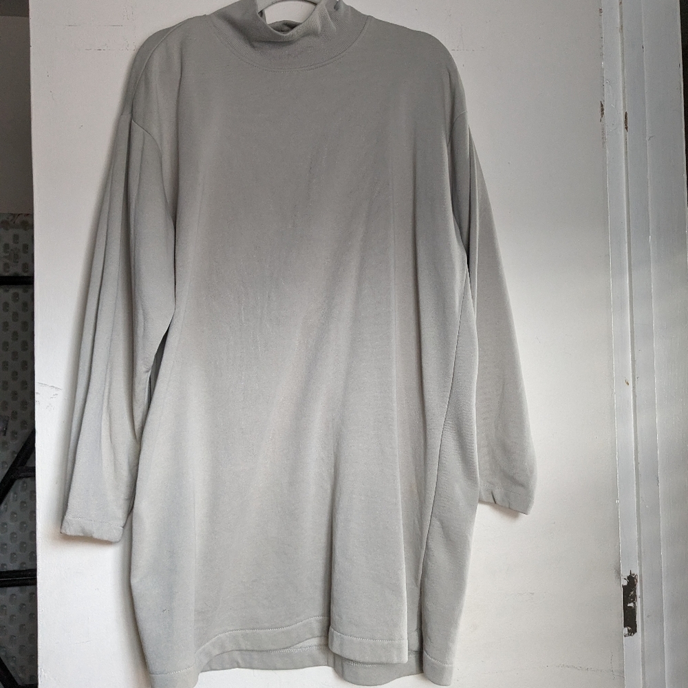 H&M Sweater Dress (used) Size Medium